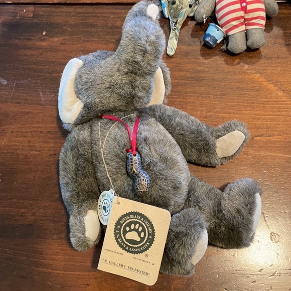 Donated - Picture 3 of 6